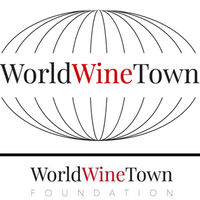 WorldWineTown logo, WorldWineTown contact details