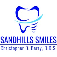 Sandhills Smiles logo, Sandhills Smiles contact details