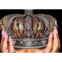 Queen Status logo, Queen Status contact details