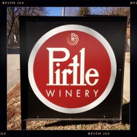 Pirtle Winery logo, Pirtle Winery contact details