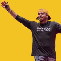 iSocialFanz logo, iSocialFanz contact details