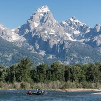 BARKER-EWING SCENIC TOURS INC logo, BARKER-EWING SCENIC TOURS INC contact details