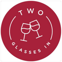 Two Glasses In logo, Two Glasses In contact details