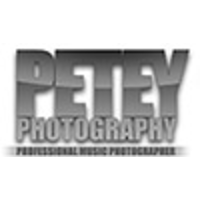 Petey photography logo, Petey photography contact details