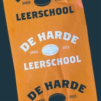 De Harde Leerschool logo, De Harde Leerschool contact details