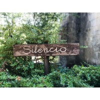 Senderos de Silencio logo, Senderos de Silencio contact details