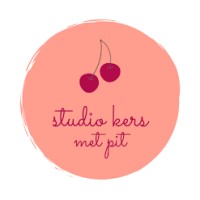 Studio Kers met Pit logo, Studio Kers met Pit contact details